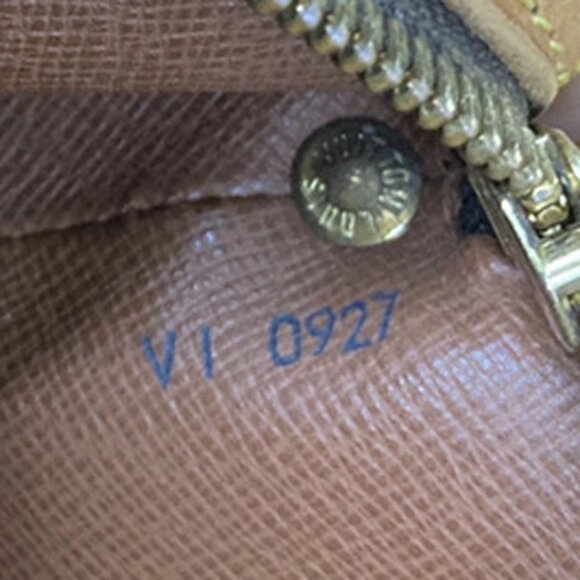 LOUIS VUITTON Logo Drouot Shoulder Bag Monogram Leather Brown M51290 88EF355 - Picture 16 of 16